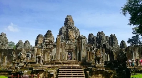 バイヨン寺院